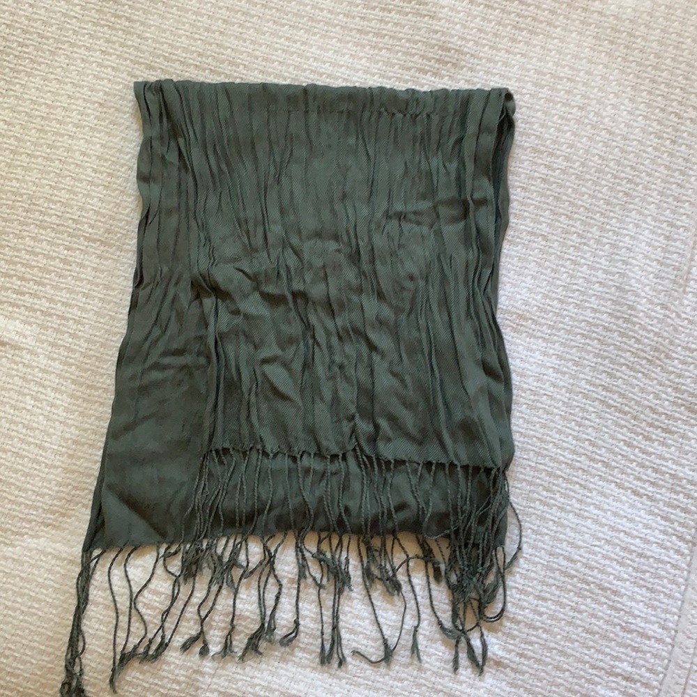Gray scarf
